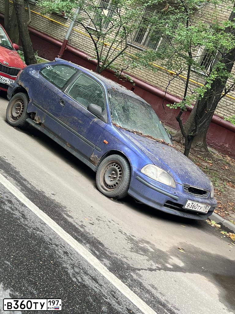 Фото автомобиля HONDA CIVIC, 1998 — госномер В360ТУ197. Цвет: СИНИЙ
