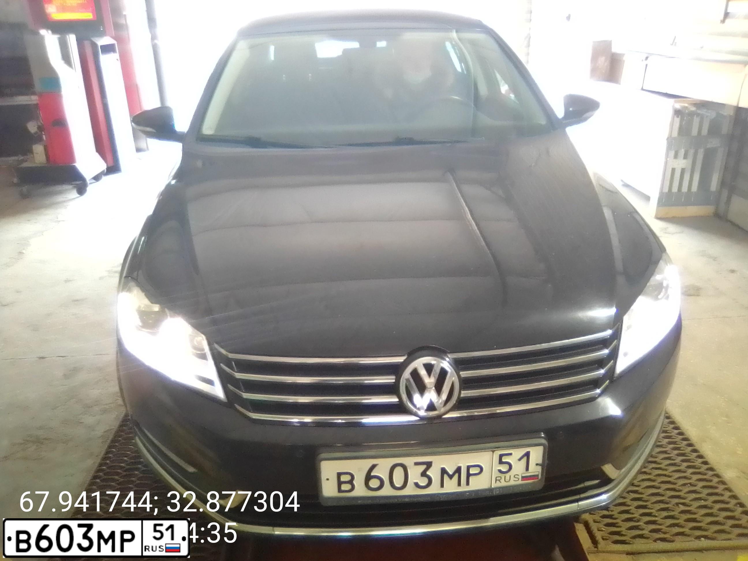 Фото автомобиля VOLKSWAGEN PASSAT, 2013 — госномер М976ВМ550. Цвет: ЧЕРНЫЙ