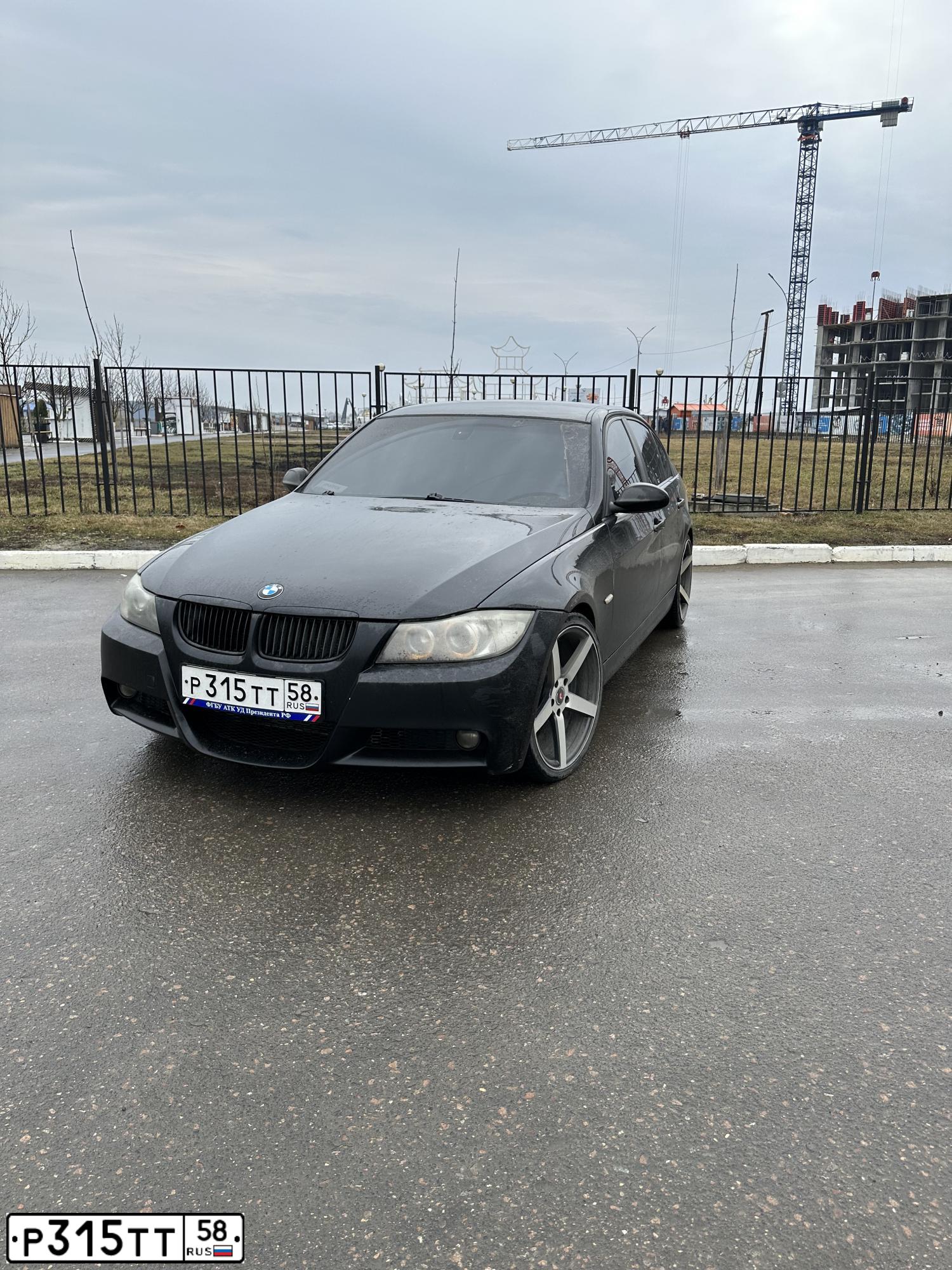 Фото автомобиля BMW 320I, 2006 — госномер О515КМ136