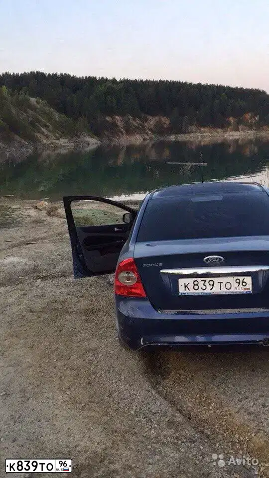 Фото автомобиля FORD FOCUS, 2008 — госномер К839ТО96. Цвет: СИНИЙ