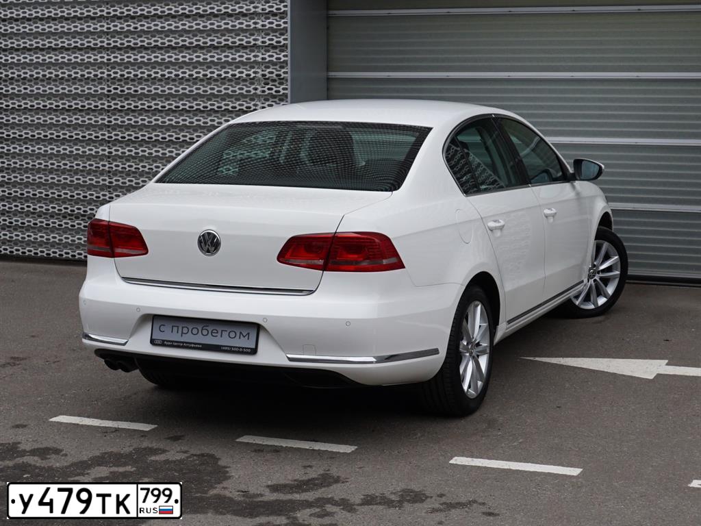 Фото автомобиля VOLKSWAGEN PASSAT, 2014 — госномер У479ТК799. Цвет: Белый
