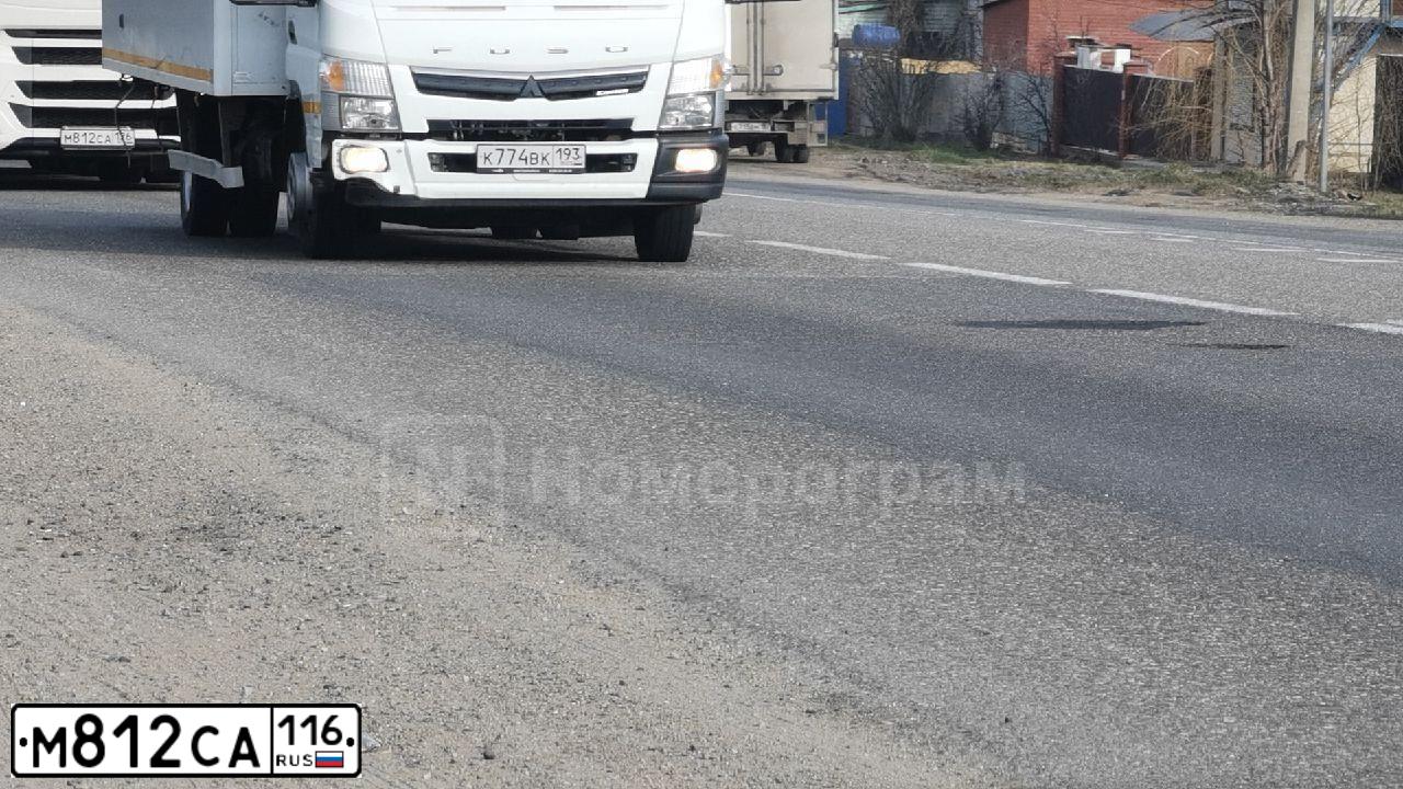 Фото автомобиля ГАЗ-330202, 2011 — госномер М812СА116. Цвет: БЕЛЫЙ