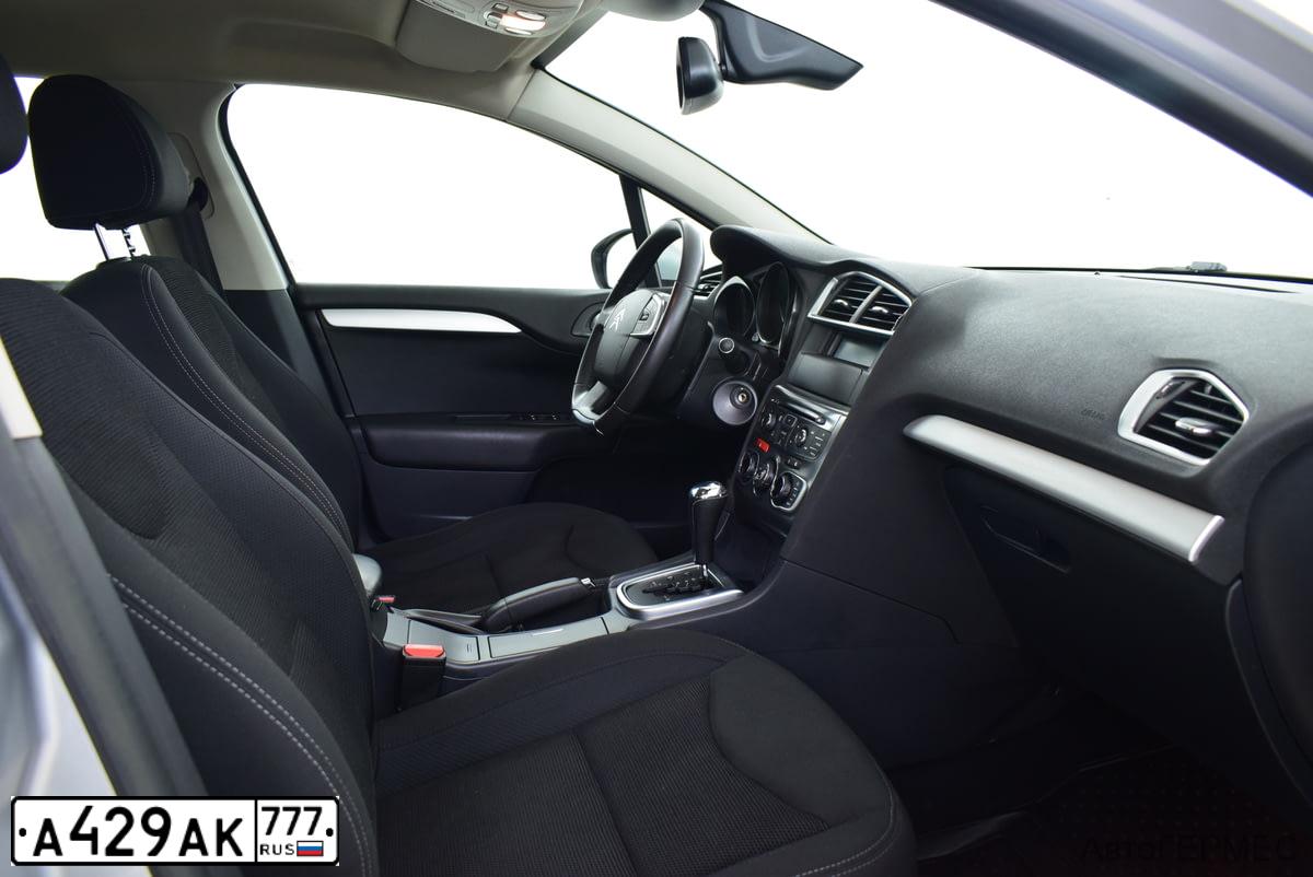 Фото автомобиля CITROEN C4, 2013 — госномер В809АХ977. Цвет: СЕРЕБРИСТЫЙ