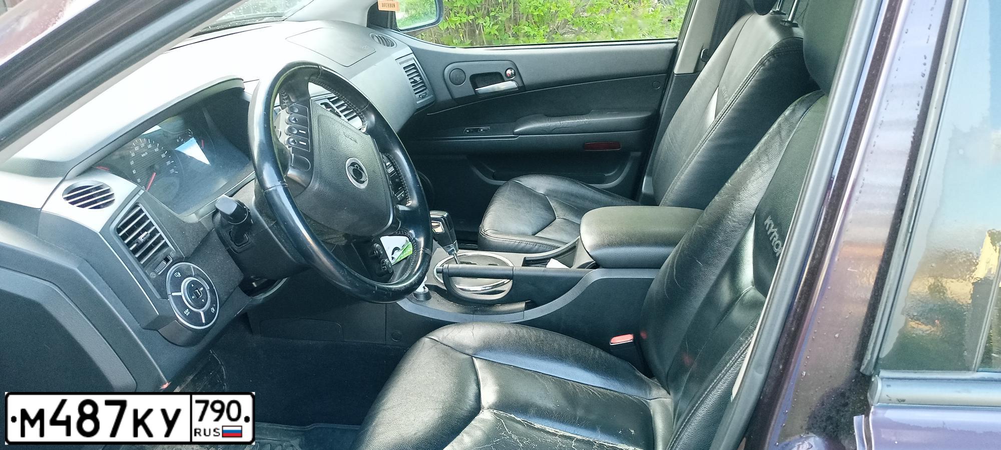 Фото автомобиля SSANGYONG KYRON, 2008 — госномер Т356ВР799. Цвет: МОЛОДОЕ ВИНО