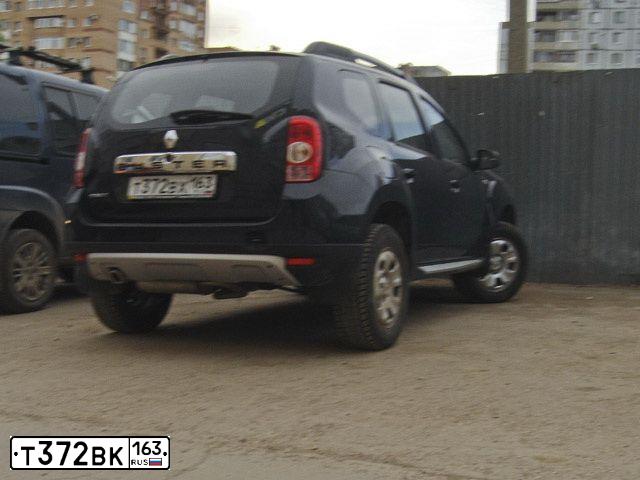 Фото автомобиля NISSAN NP 300, 2012 — госномер Е027РК797. Цвет: Белый