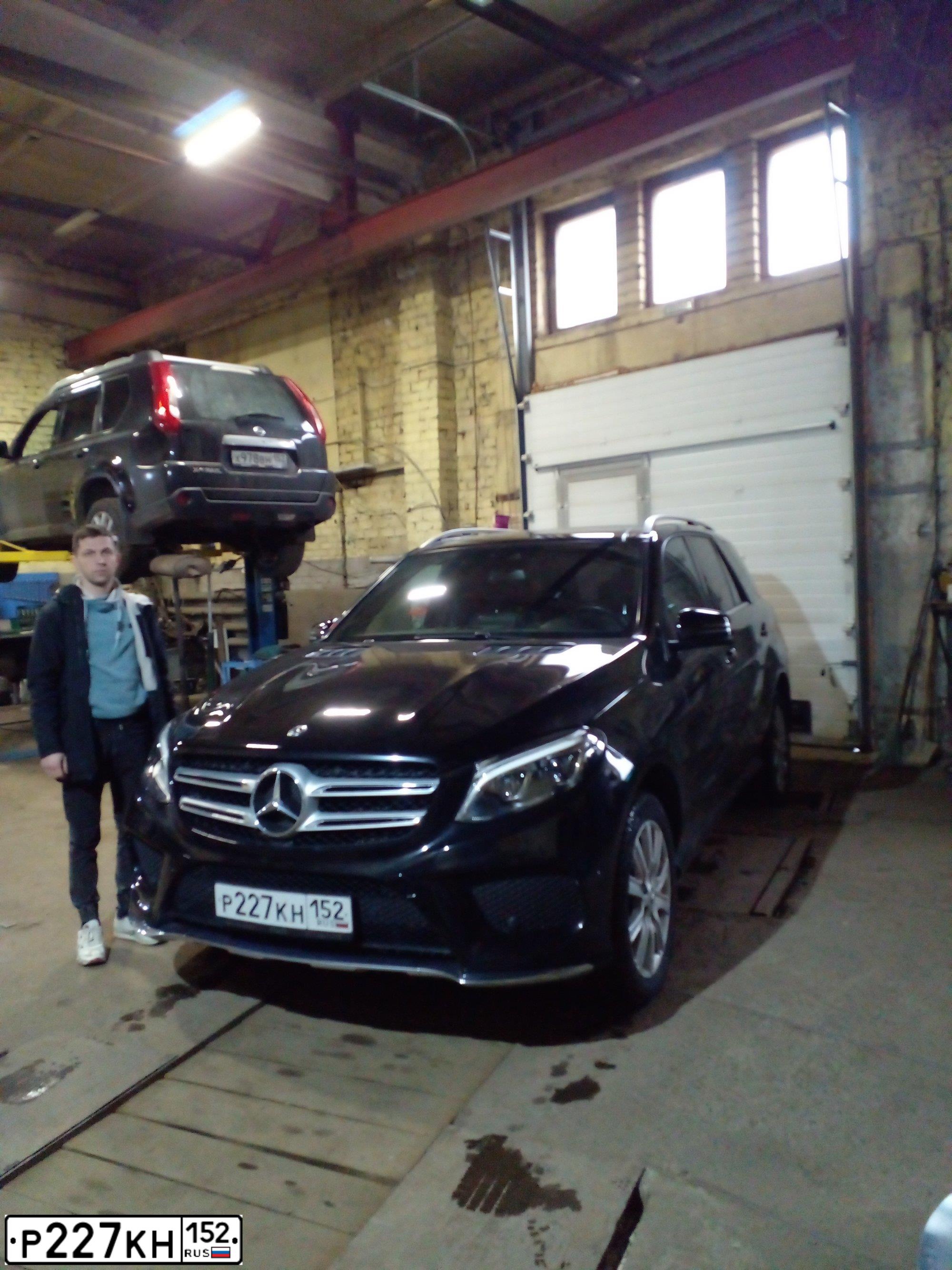 Фото автомобиля MERCEDES-BENZ ML/GLE, 2018 — госномер Х239ОК152