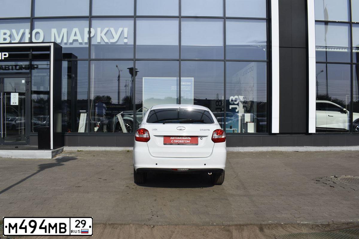 Фото автомобиля LADA 2191 GRANTA, 2017 — госномер М494МВ29. Цвет: БЕЛЫЙ