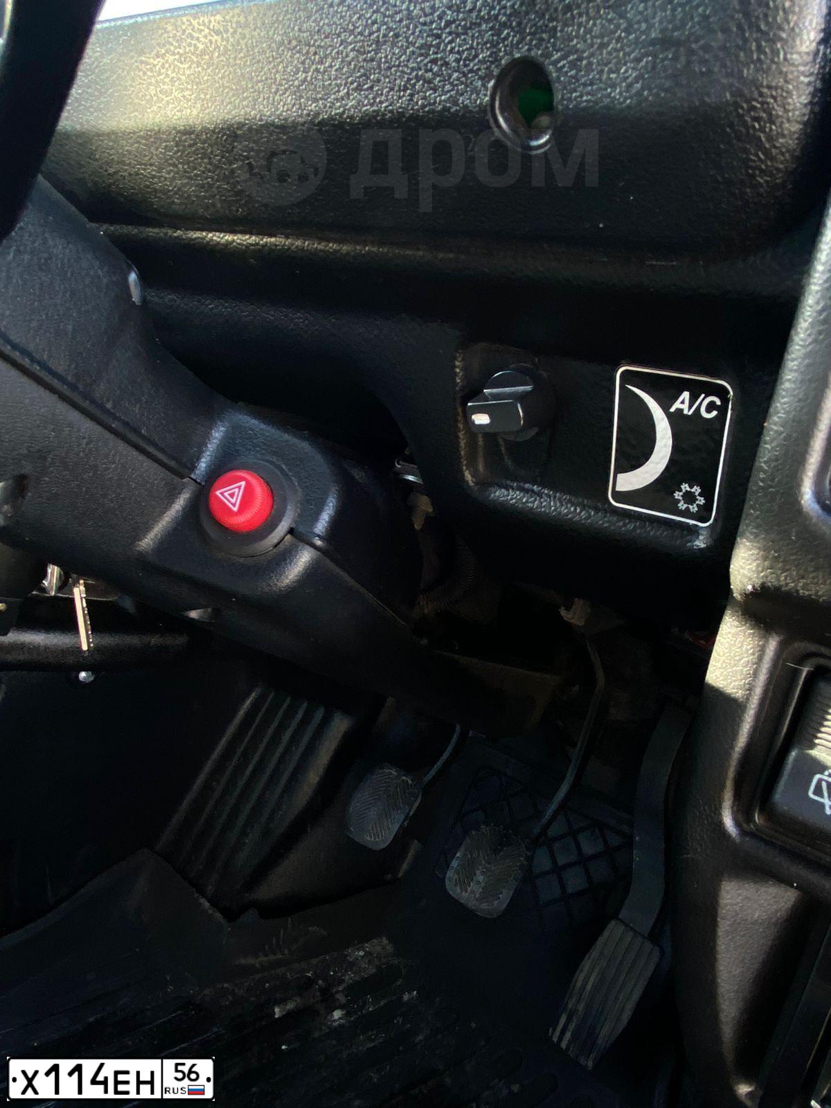 Фото автомобиля LADA 2121 NIVA, 2016 — госномер В800УЕ790. Цвет: ЯРКО-БЕЛЫЙ