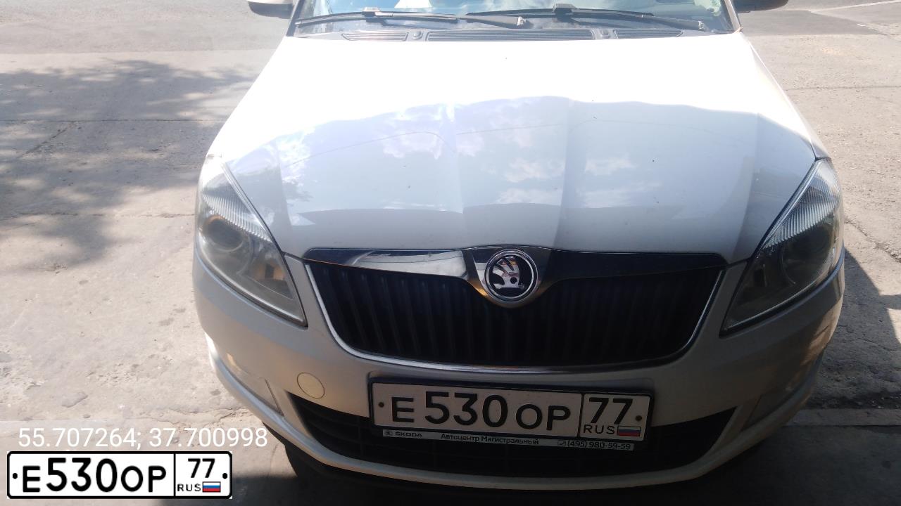 Фото автомобиля SKODA FABIA, 2013 — госномер У709ЕН48. Цвет: Белый