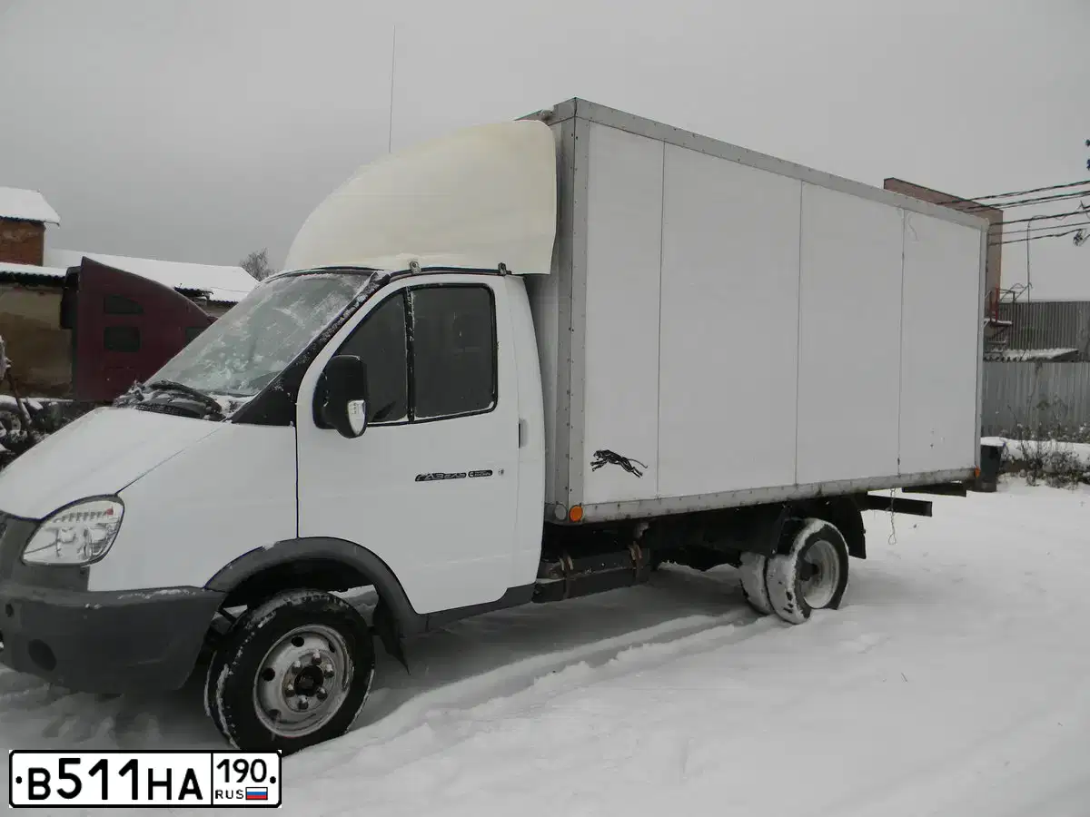 Фото автомобиля GAZ 3302 EL, 2011 — госномер В511НА190. Цвет: Белый