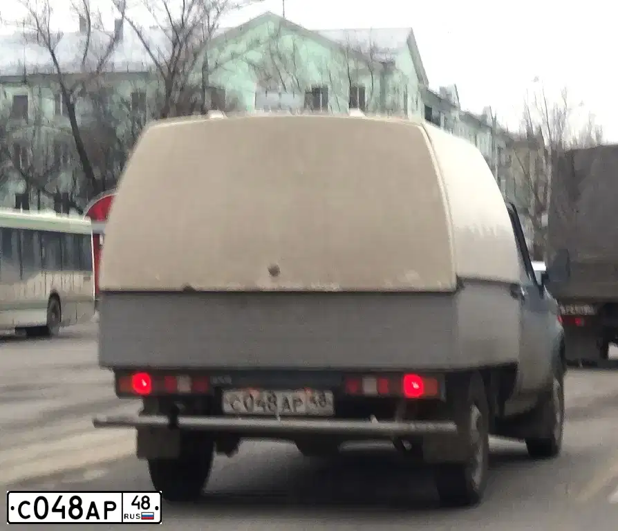 Фото автомобиля LADA 2346 WIS, 2002 — госномер С048АР48. Цвет: СИНЕ-ЗЕЛЕНЫЙ