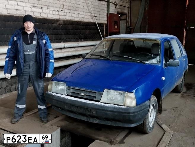Фото автомобиля IZH 2126, 2002 — госномер Е723УЕ69. Цвет: СИНИЙ ОКЕАН
