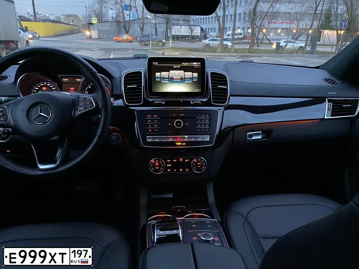 Фото автомобиля MERCEDES GLE-KLASSE, 2020 — госномер А777ХА97. Цвет: ЧЕРНЫЙ