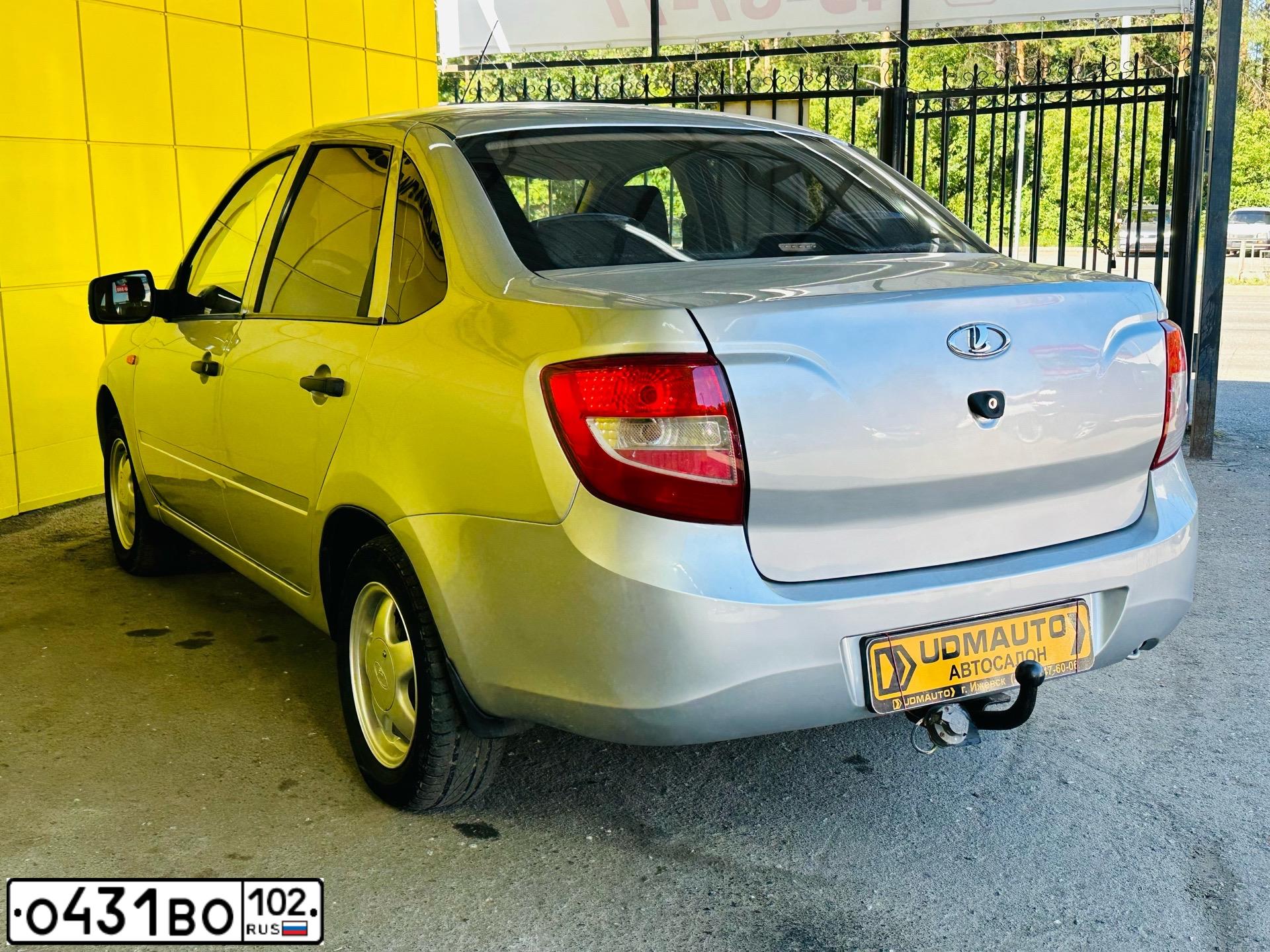 Фото автомобиля LADA 2190 GRANTA, 2012 — госномер О431ВО102. Цвет: СЕРЕБРИСТЫЙ