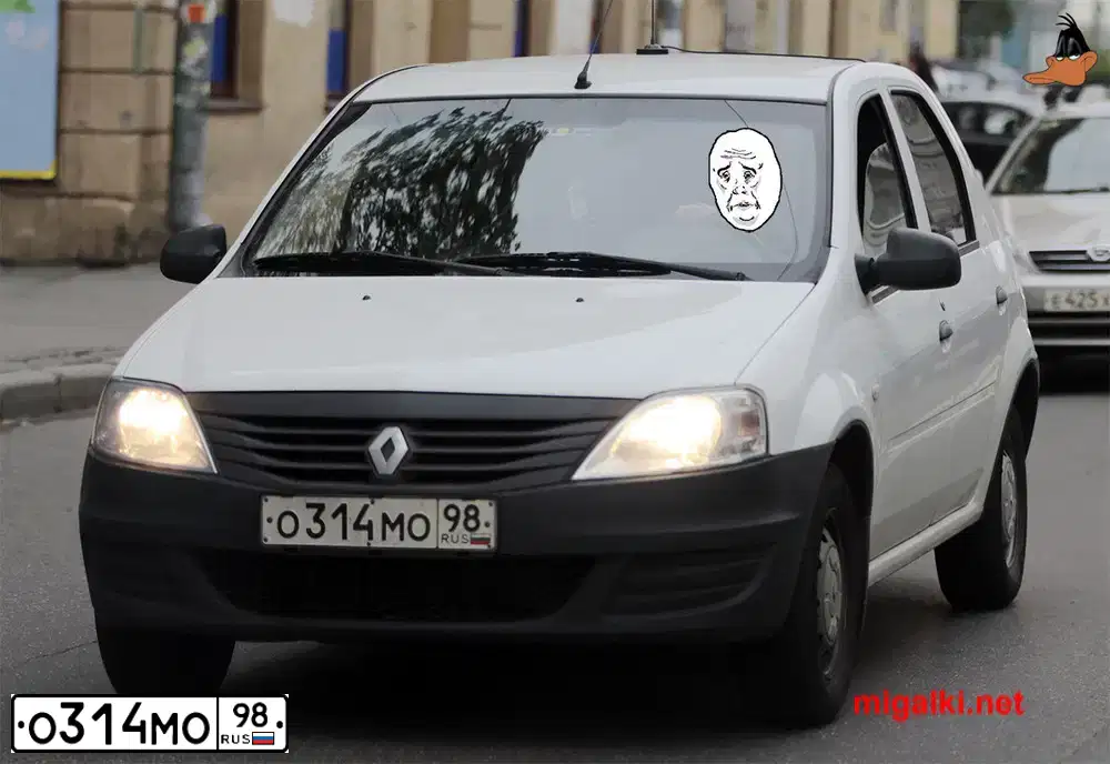 Фото автомобиля RENAULT LOGAN, 2010 — госномер О314МО98. Цвет: БЕЛЫЙ