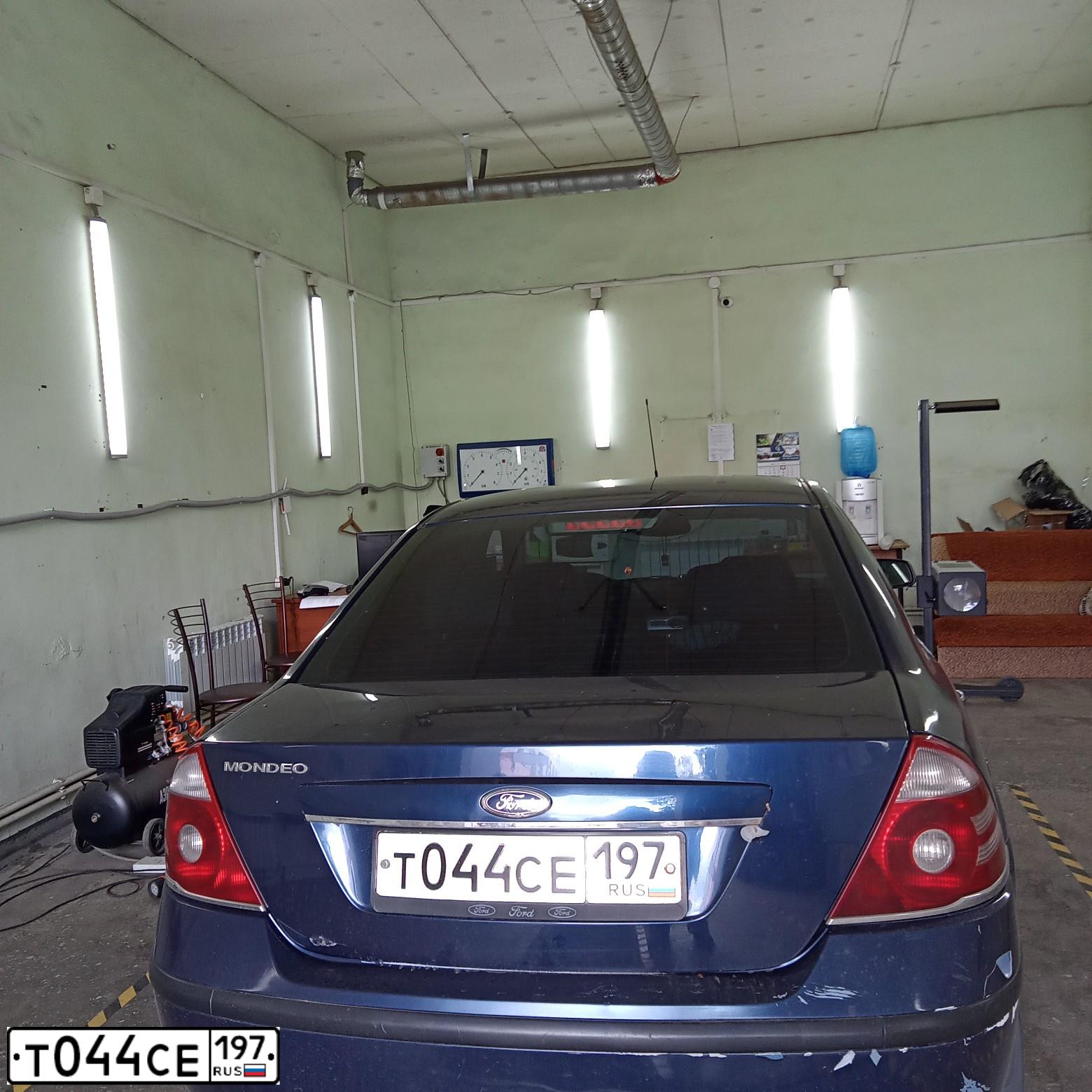 Фото автомобиля SKODA OCTAVIA, 2007 — госномер Т044СН197. Цвет: ЧЕРНЫЙ