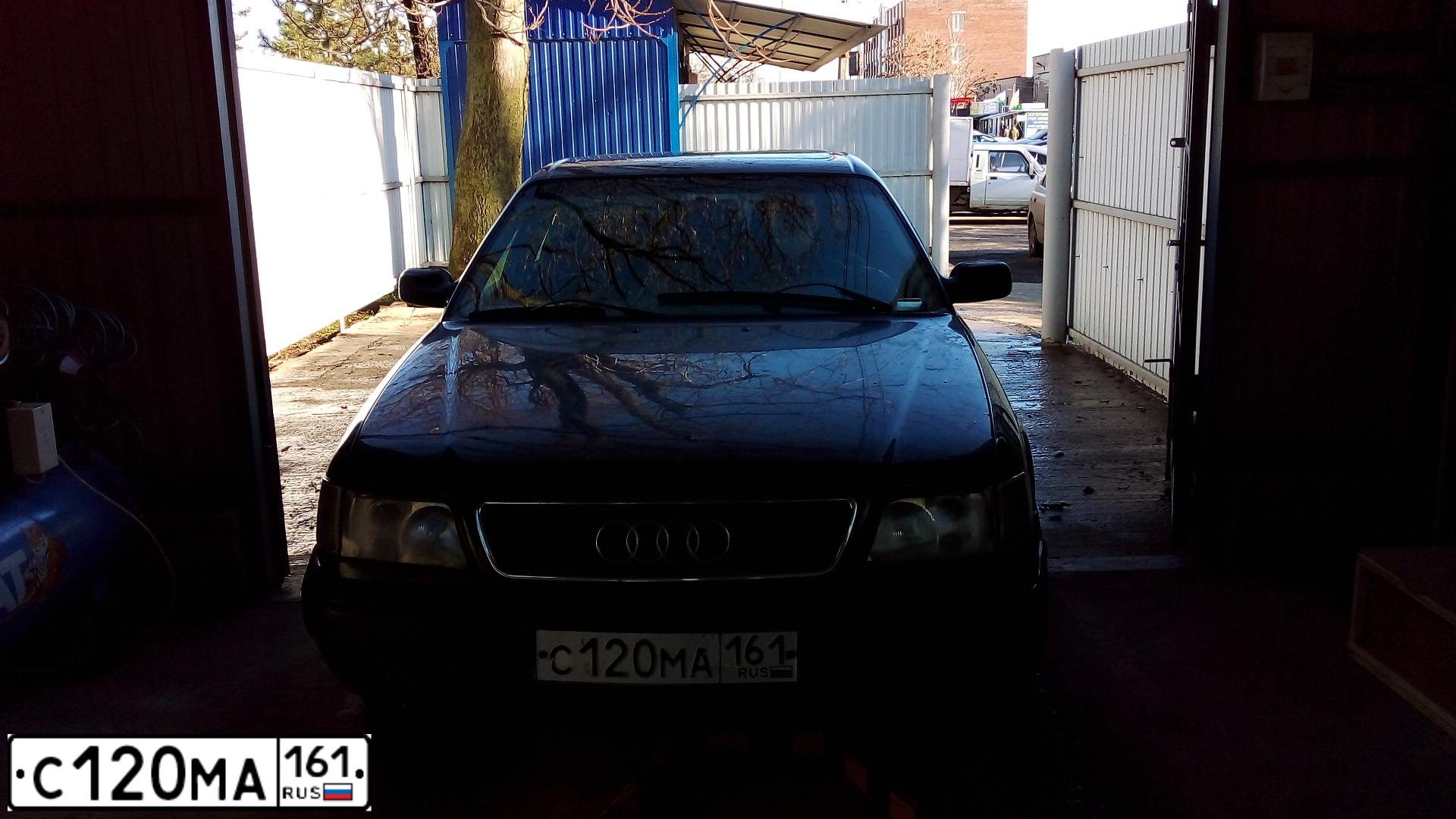 Фото автомобиля AUDI 100, 1991 — госномер С120МА161. Цвет: синий