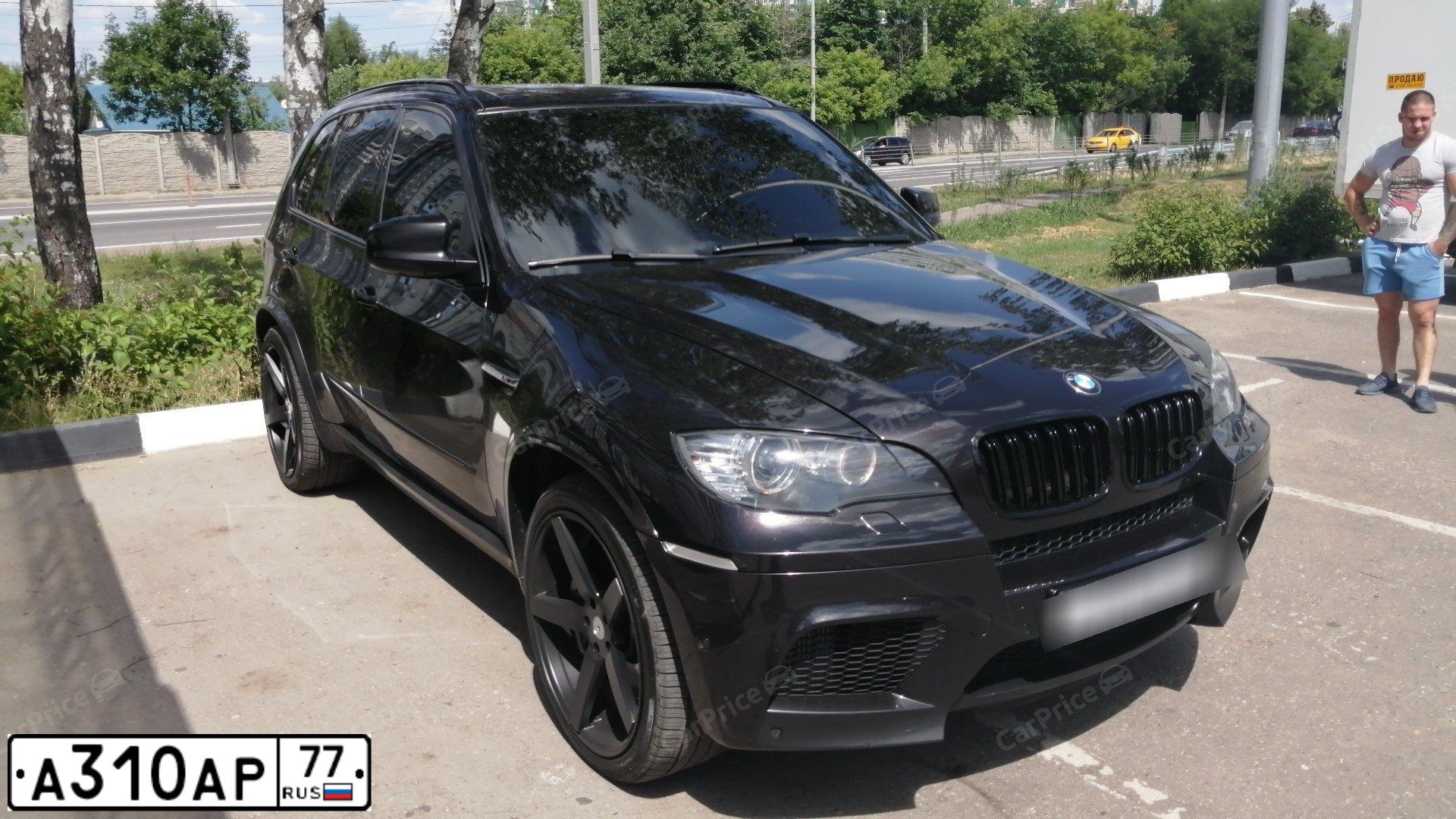 Фото автомобиля BMW X5M, 2012 — госномер К496ХН799. Цвет: ЧЕРНЫЙ