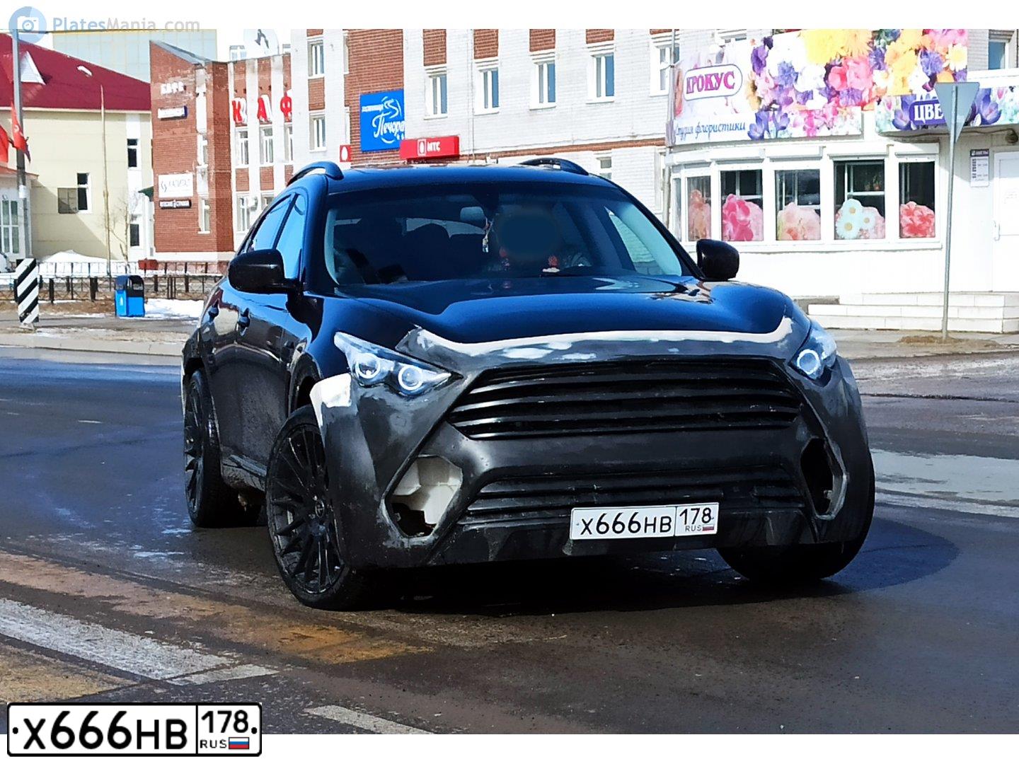 Фото автомобиля INFINITI QX70 /FX/, 2008 — госномер Х666НВ178. Цвет: КОРИЧНЕВЫЙ
