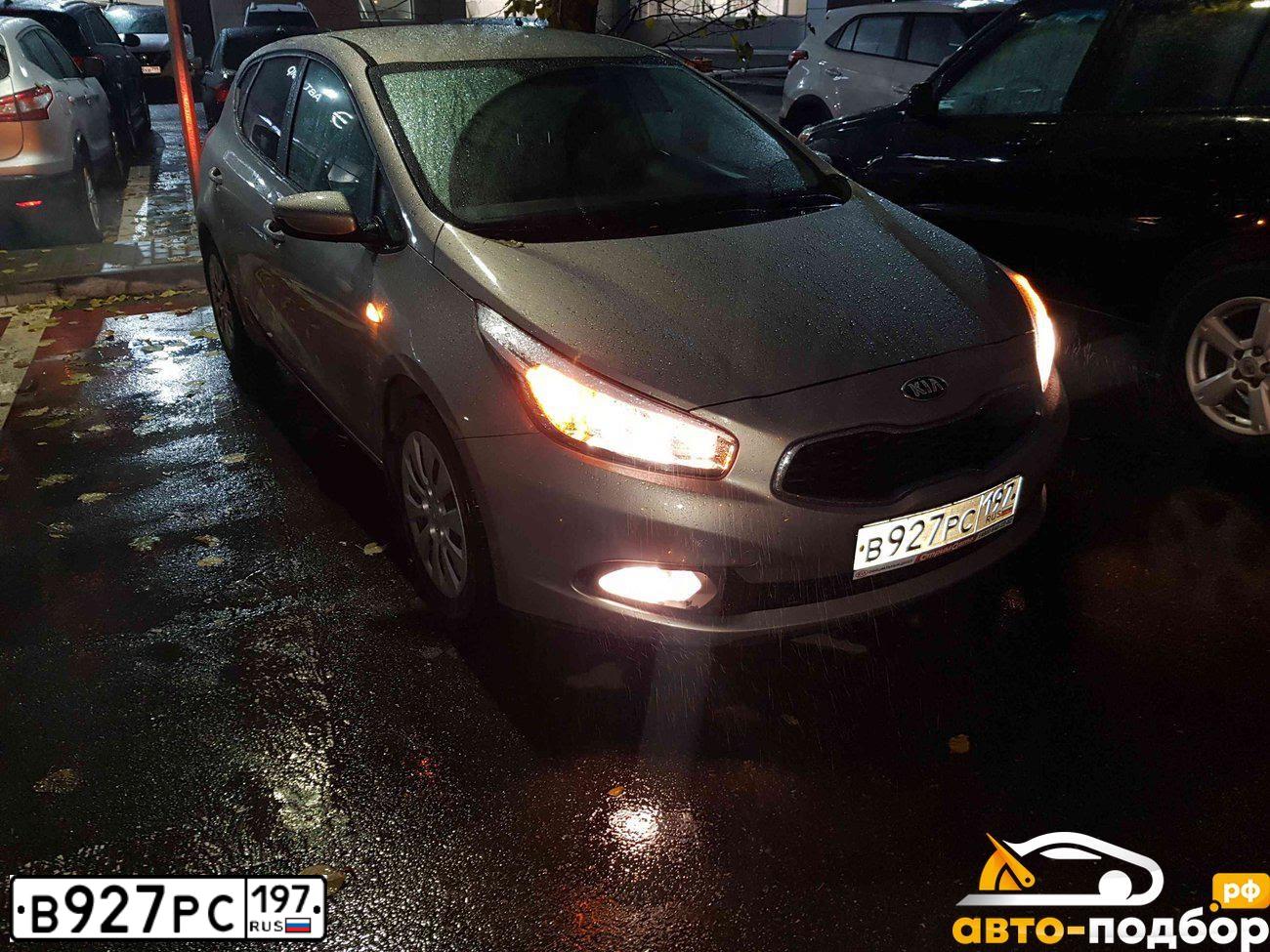 Фото автомобиля KIA CEE'D, 2014 — госномер Е804КЕ763. Цвет: Серый