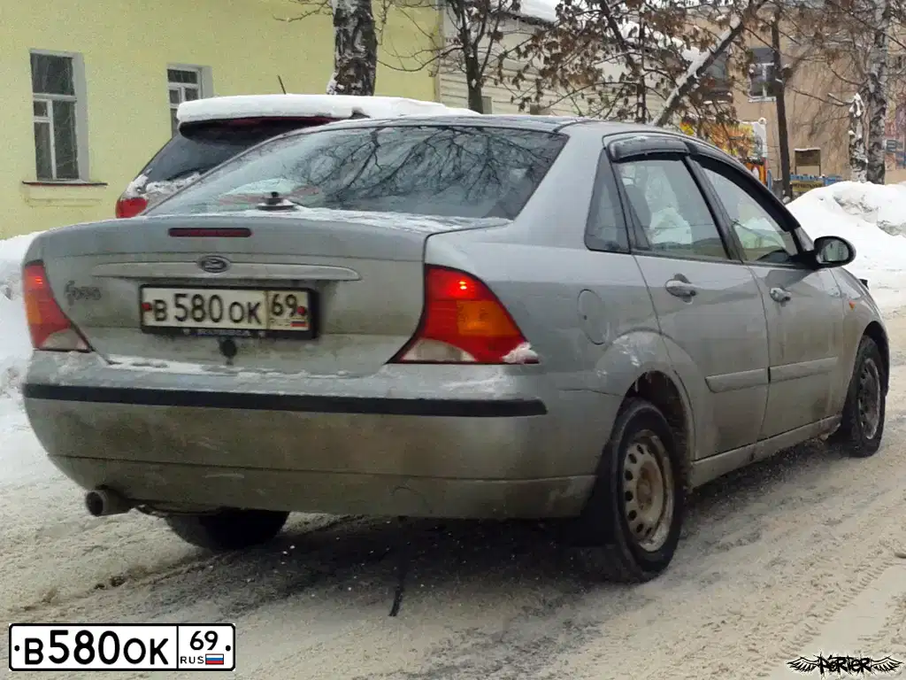 Фото автомобиля FORD FOCUS, 2005 — госномер В580ОК69. Цвет: Серый