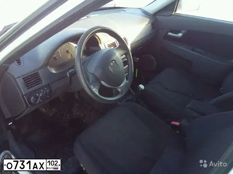 Фото автомобиля LADA 2172 PRIORA, 2012 — госномер Р540ЕХ774. Цвет: Белый