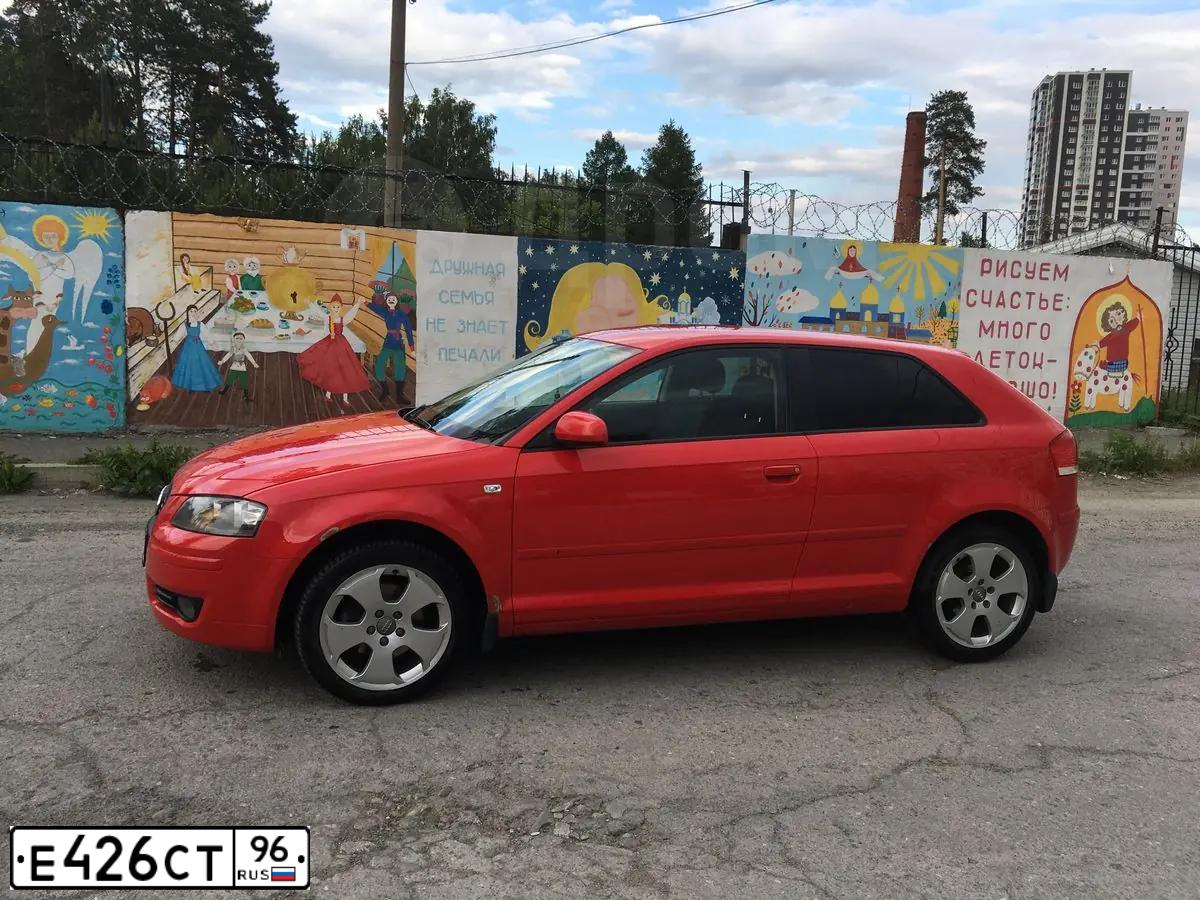 Фото автомобиля MITSUBISHI LANCER, 2006 — госномер Р672НО196. Цвет: ЧЕРНЫЙ