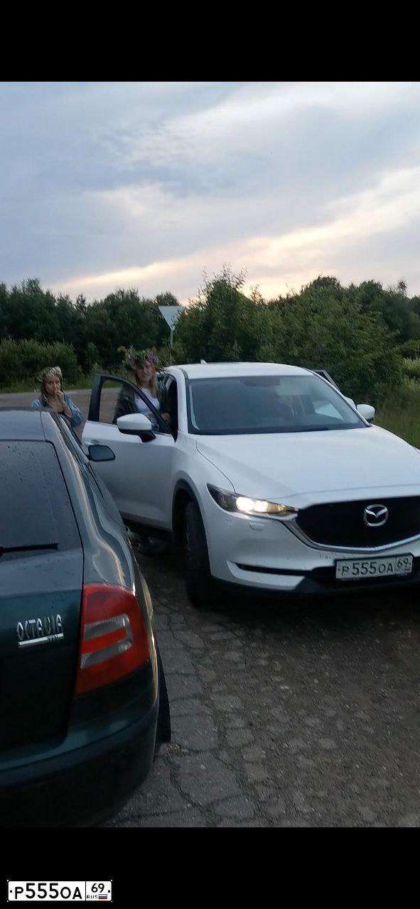Фото автомобиля MAZDA CX-5, 2018 — госномер О808АН40. Цвет: БЕЛЫЙ ПЕРЛАМУТР