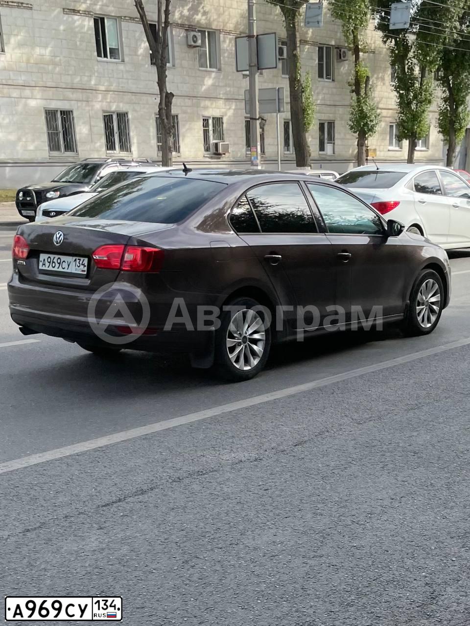 Фото автомобиля VOLKSWAGEN JETTA, 2014 — госномер А969СУ134