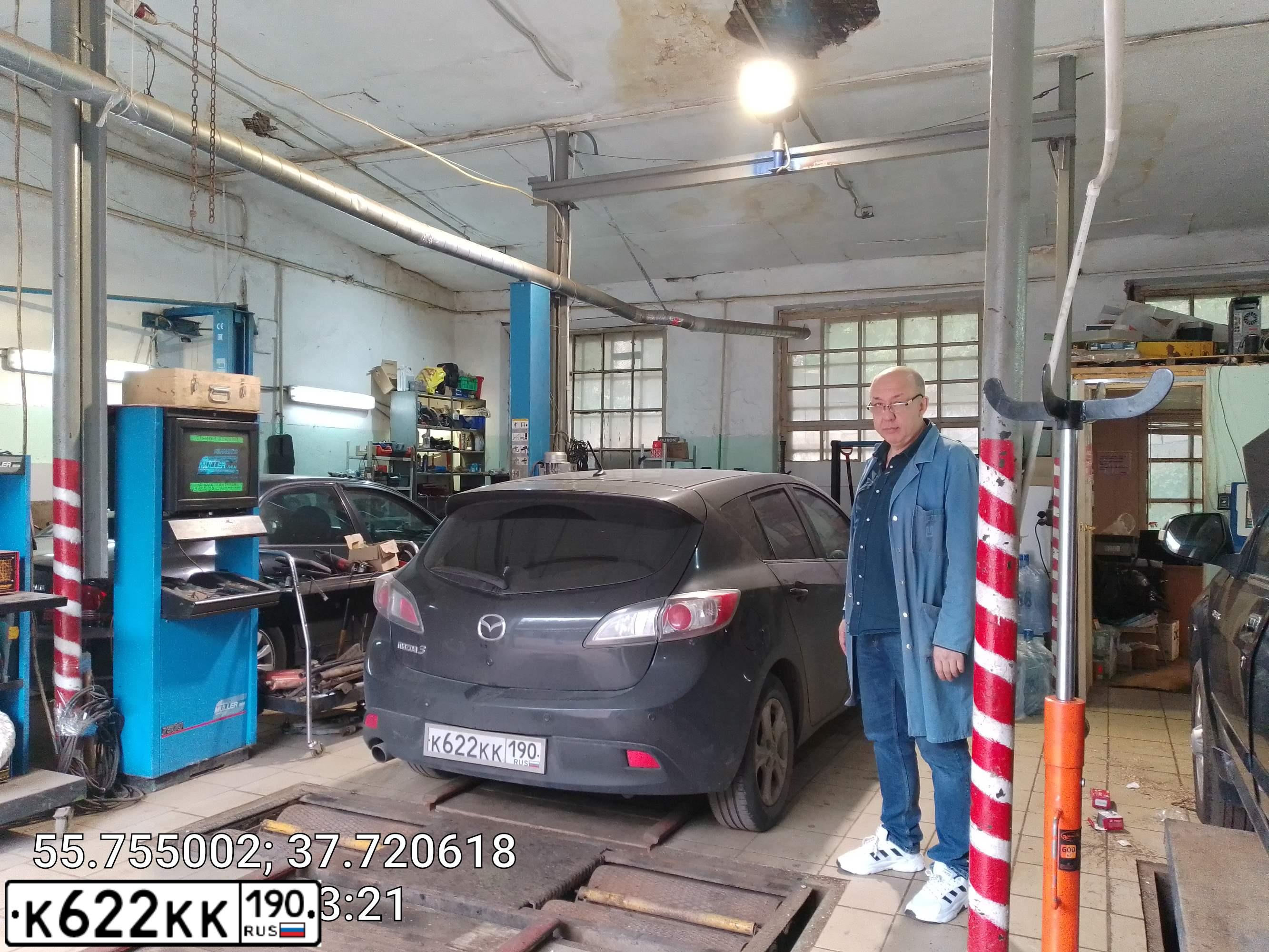 Фото автомобиля MAZDA 3, 2010 — госномер Т338АК977. Цвет: ЧЕРНЫЙ