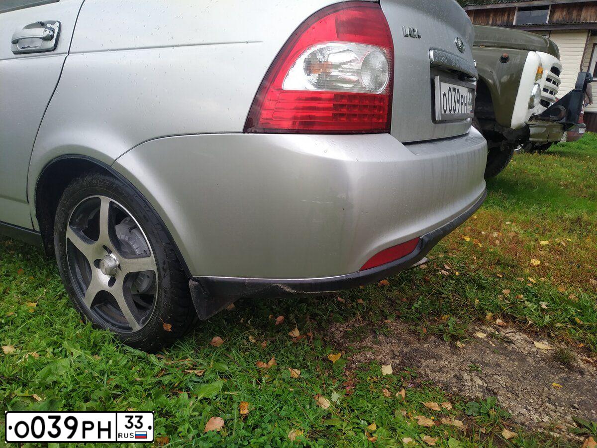 Фото автомобиля LADA 2172 PRIORA, 2010 — госномер О039РН33. Цвет: СВЕТЛО-СЕРЕБРИСТЫЙ МЕТАЛЛ