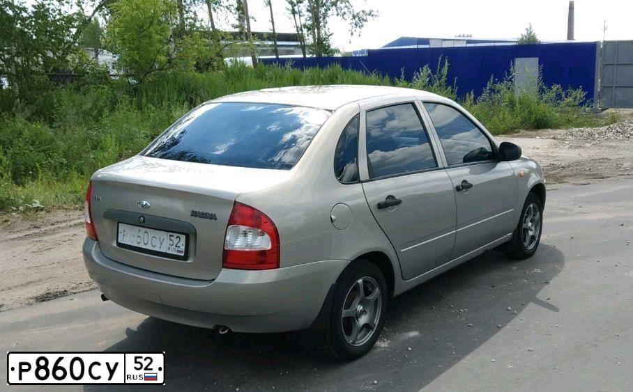 Фото автомобиля LADA 1118 KALINA, 2005 — госномер Р860СУ52. Цвет: БЕЖЕВО-СЕРЫЙ