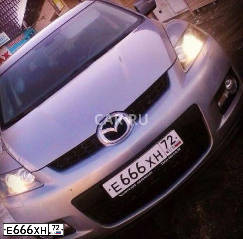 Фото автомобиля NISSAN SUNNY, 2002 — госномер Е666ХН72. Цвет: синий