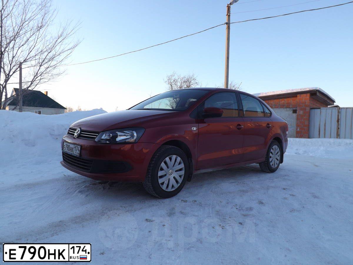 Фото автомобиля VOLKSWAGEN POLO, 2011 — госномер Р726СЕ174