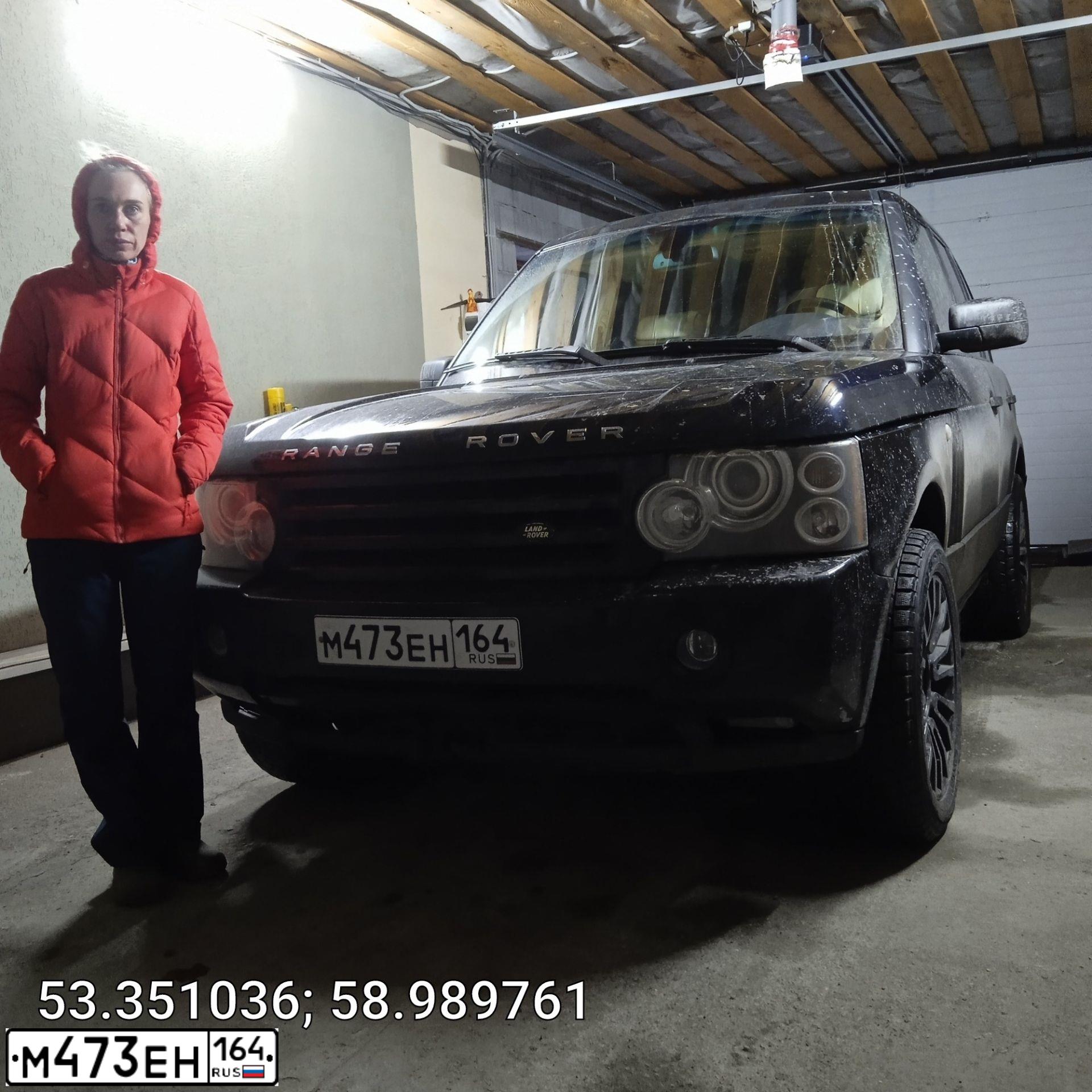Фото автомобиля LANDROVER RANGE ROVER, 2006 — госномер В013ОК777. Цвет: ТЕМНО СИНИЙ