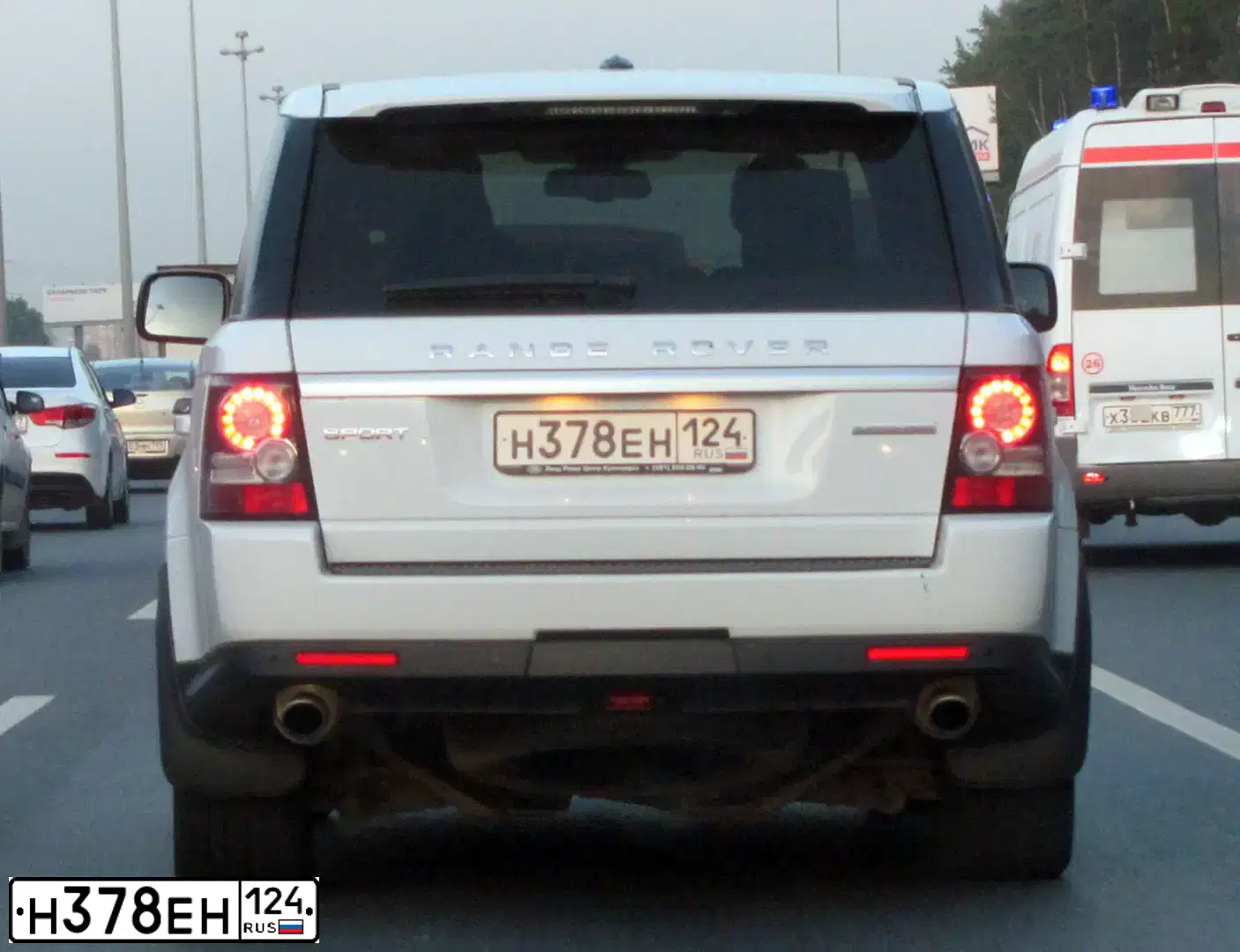 Фото автомобиля LANDROVER RANGE ROVER SPORT, 2011 — госномер Н378ЕН124. Цвет: БЕЛЫЙ