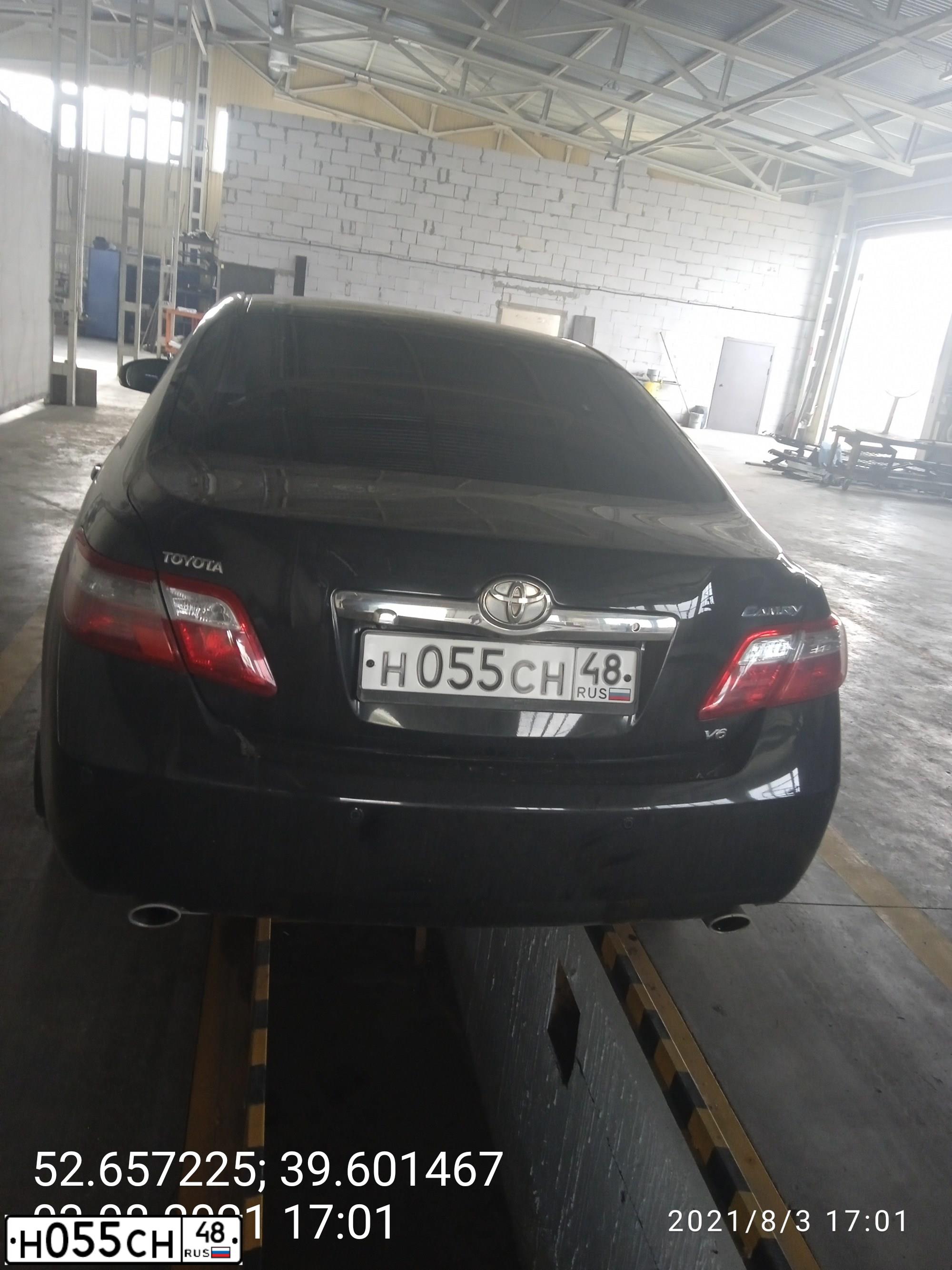 Фото автомобиля TOYOTA CAMRY, 2009 — госномер Н055СН48. Цвет: ЧЕРНЫЙ