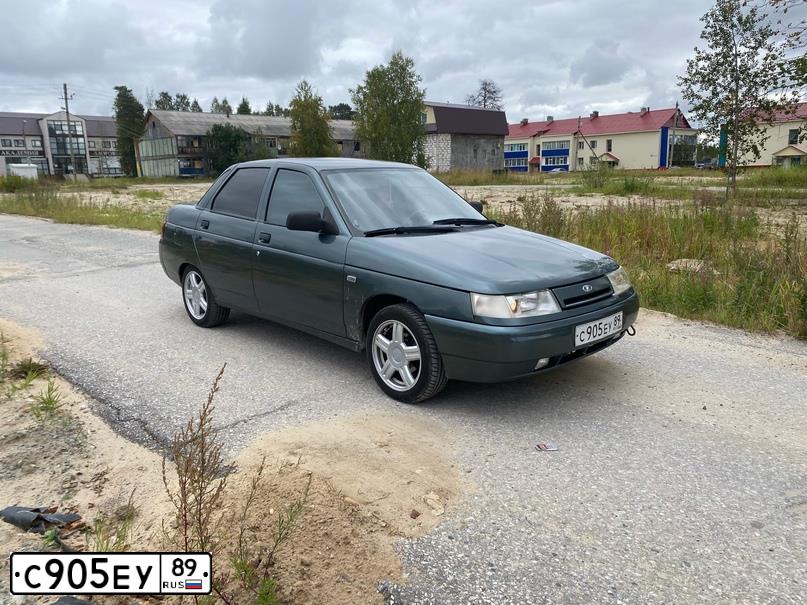 Фото автомобиля LADA 2110, 2006 — госномер Е520СУ89. Цвет: СЕРО-СИНЕ-ЗЕЛЕНЫЙ