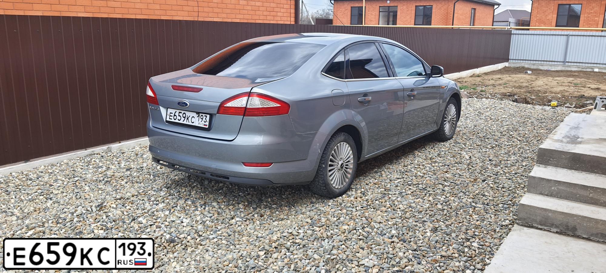 Фото автомобиля FORD MONDEO, 2007 — госномер Е659КС193. Цвет: СВЕТЛО-СЕРЫЙ