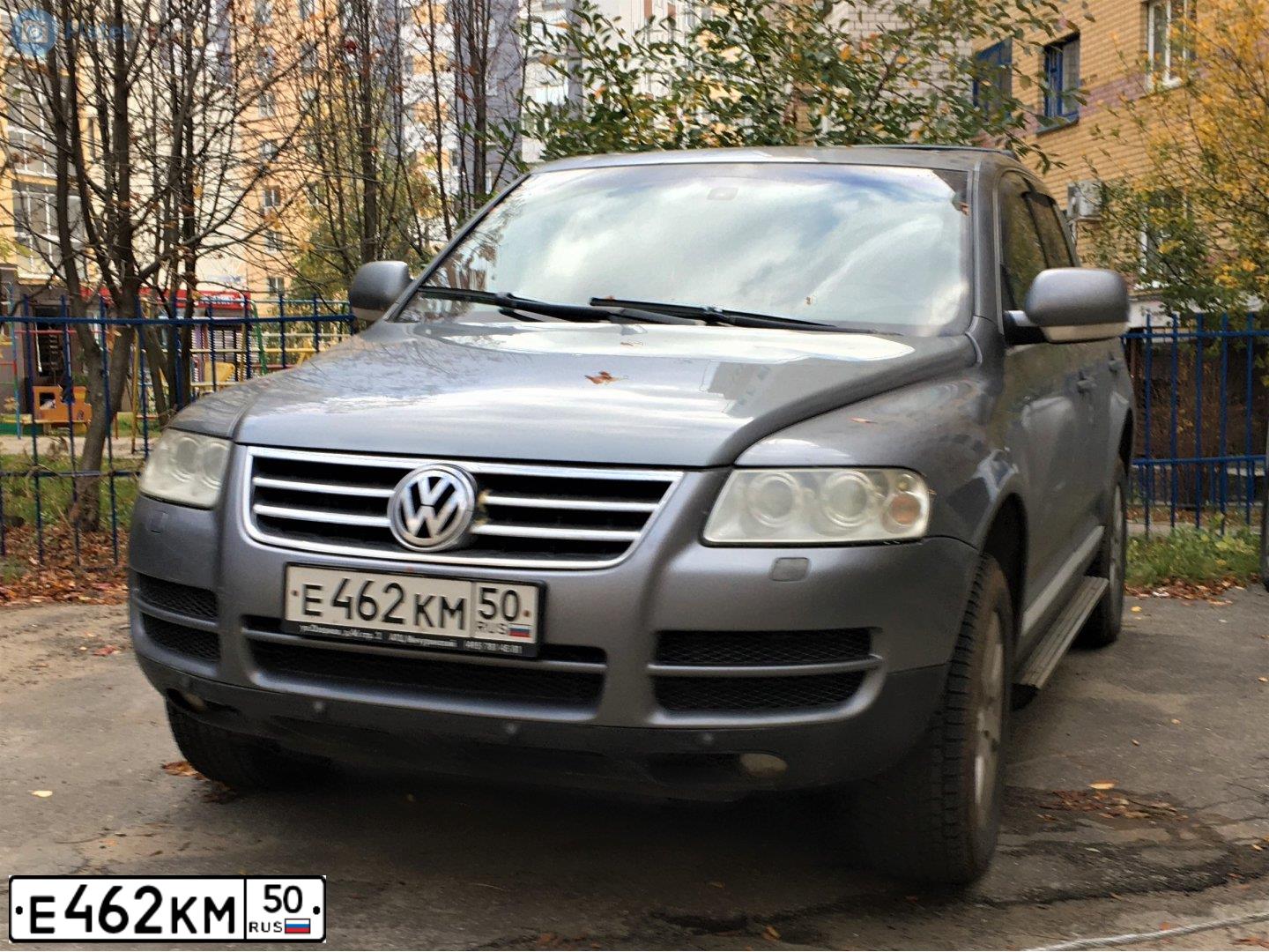 Фото автомобиля VOLKSWAGEN TOUAREG, 2005 — госномер У118ХР12