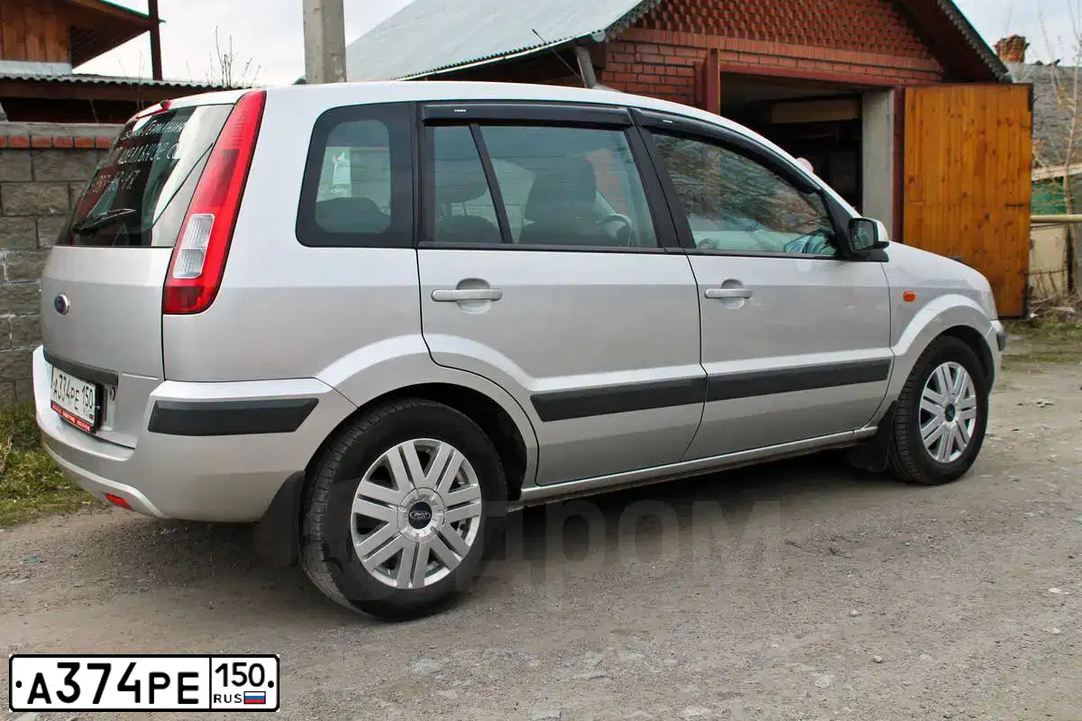 Фото автомобиля FORD FOCUS, 2008 — госномер А374РЕ150. Цвет: СЕРЫЙ ТЕМНЫЙ