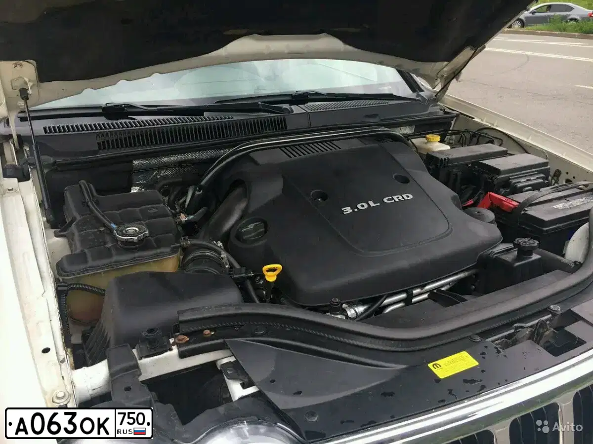 Фото автомобиля JEEP GRAND CHEROKEE, 2007 — госномер А063ОК750. Цвет: Белый