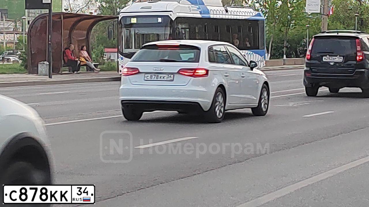 Фото автомобиля MITSUBISHI ASX, 2011 — госномер У033ТУ716. Цвет: СЕРЕБРИСТЫЙ