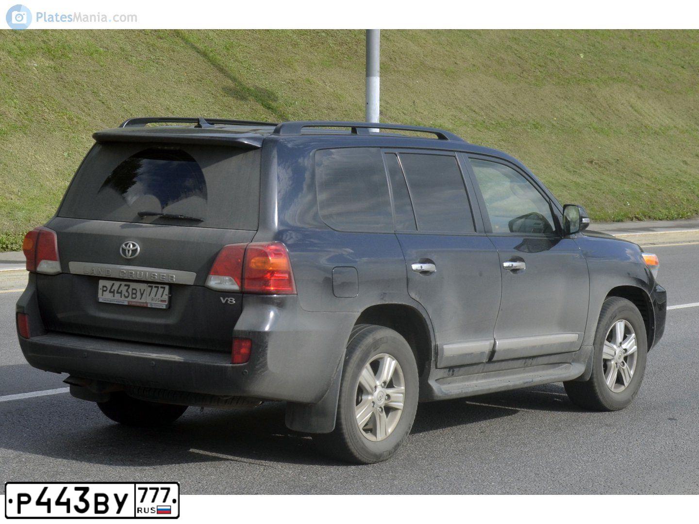 Фото автомобиля TOYOTA LANDCRUISER 200, 2014 — госномер У766ВО790. Цвет: ЧЕРНЫЙ