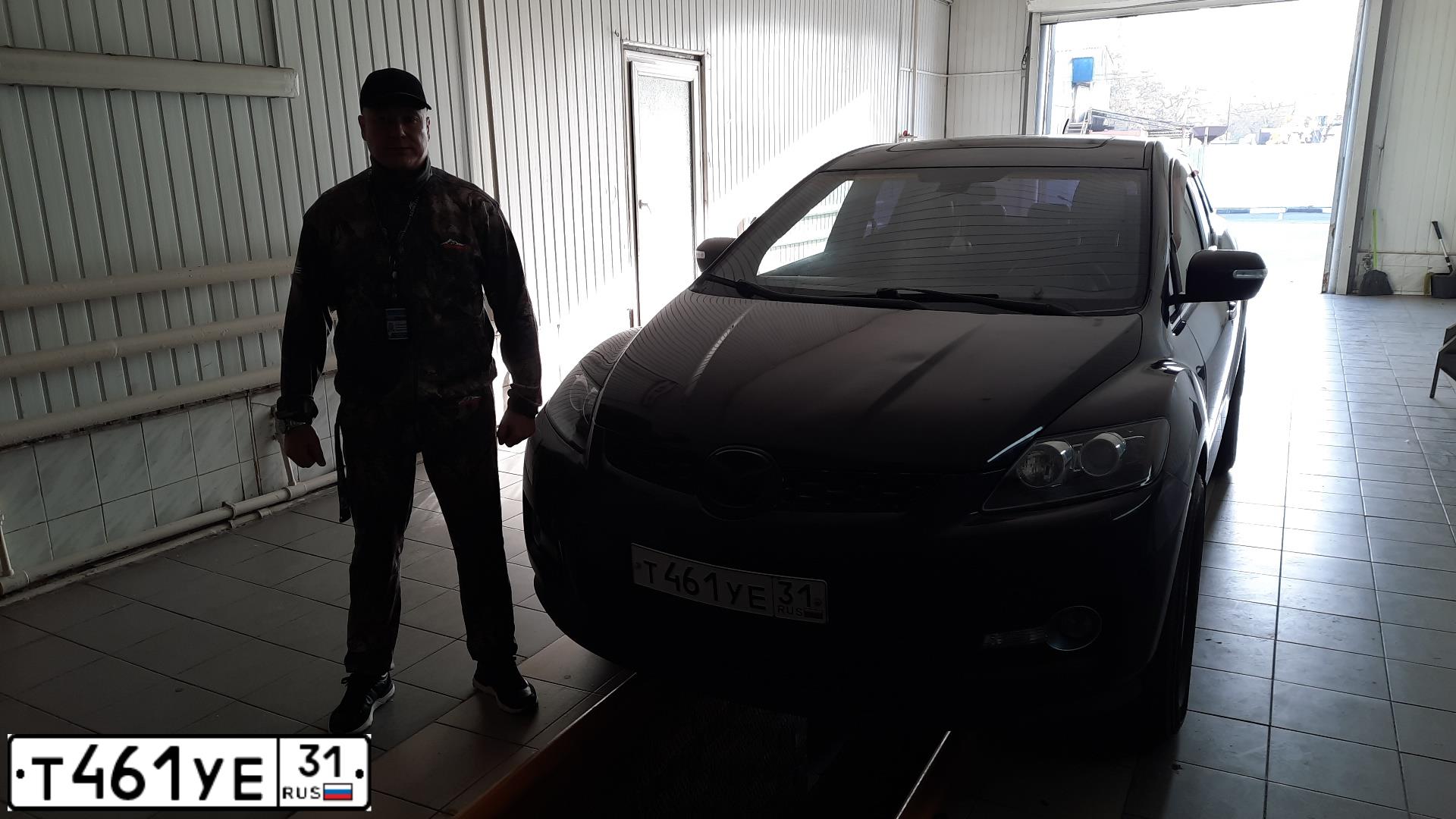 Фото автомобиля MAZDA CX-7, 2008 — госномер Т461УЕ31. Цвет: ТЕМНО-ВИШНЕВЫЙ