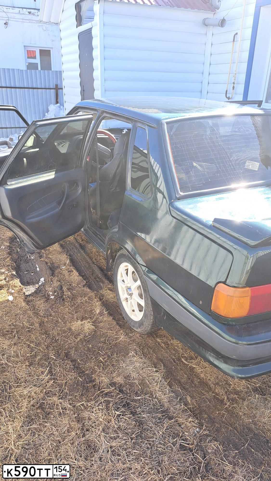 Фото автомобиля LADA 2115 SAMARA, 2004 — госномер К590ТТ154. Цвет: Темно-зеленый