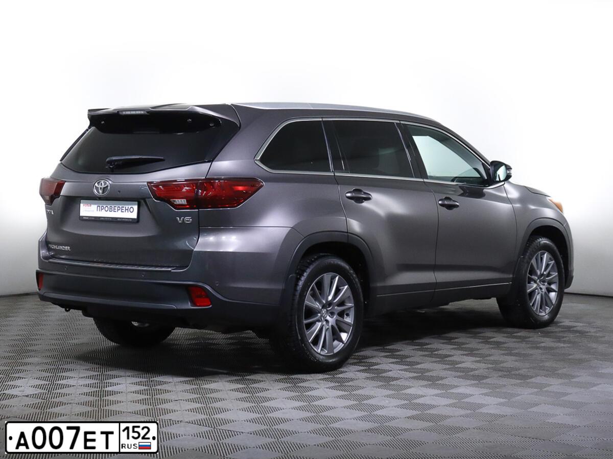 Фото автомобиля CHEVROLET NIVA, 2006 — госномер В567ОЕ152. Цвет: БЕЖЕВЫЙ