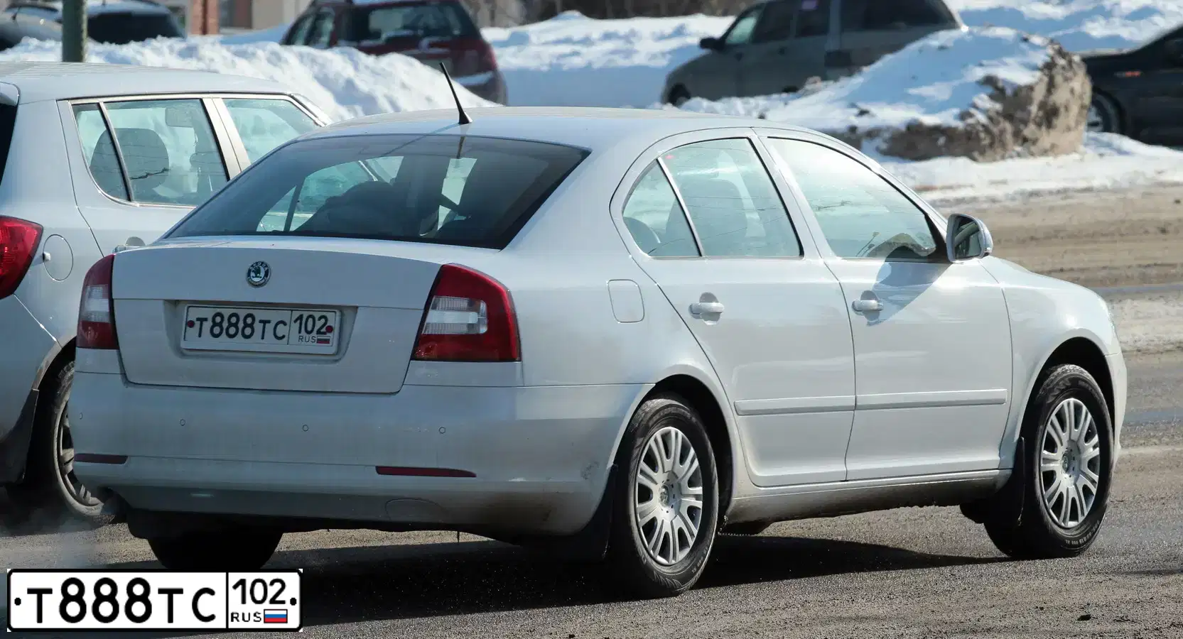 Фото автомобиля SKODA OCTAVIA, 2021 — госномер Т888ТС102. Цвет: Белый