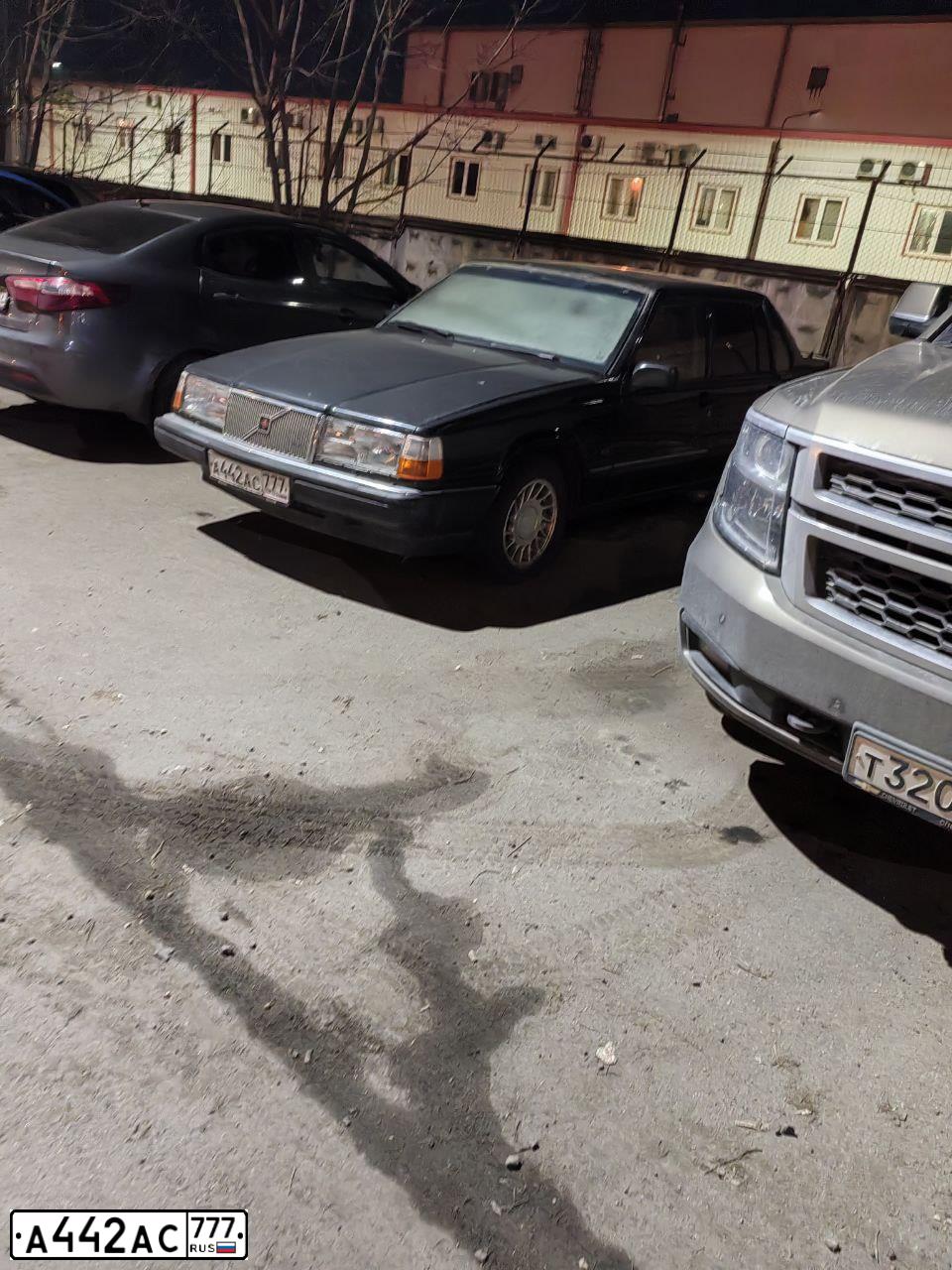 Фото автомобиля HYUNDAI SONATA, 2010 — госномер В528ВХ323. Цвет: ЧЕРНЫЙ