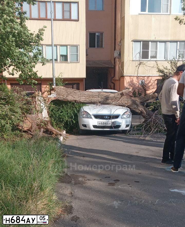 Фото автомобиля LADA PRIORA, 2012 — госномер С810СЕ58